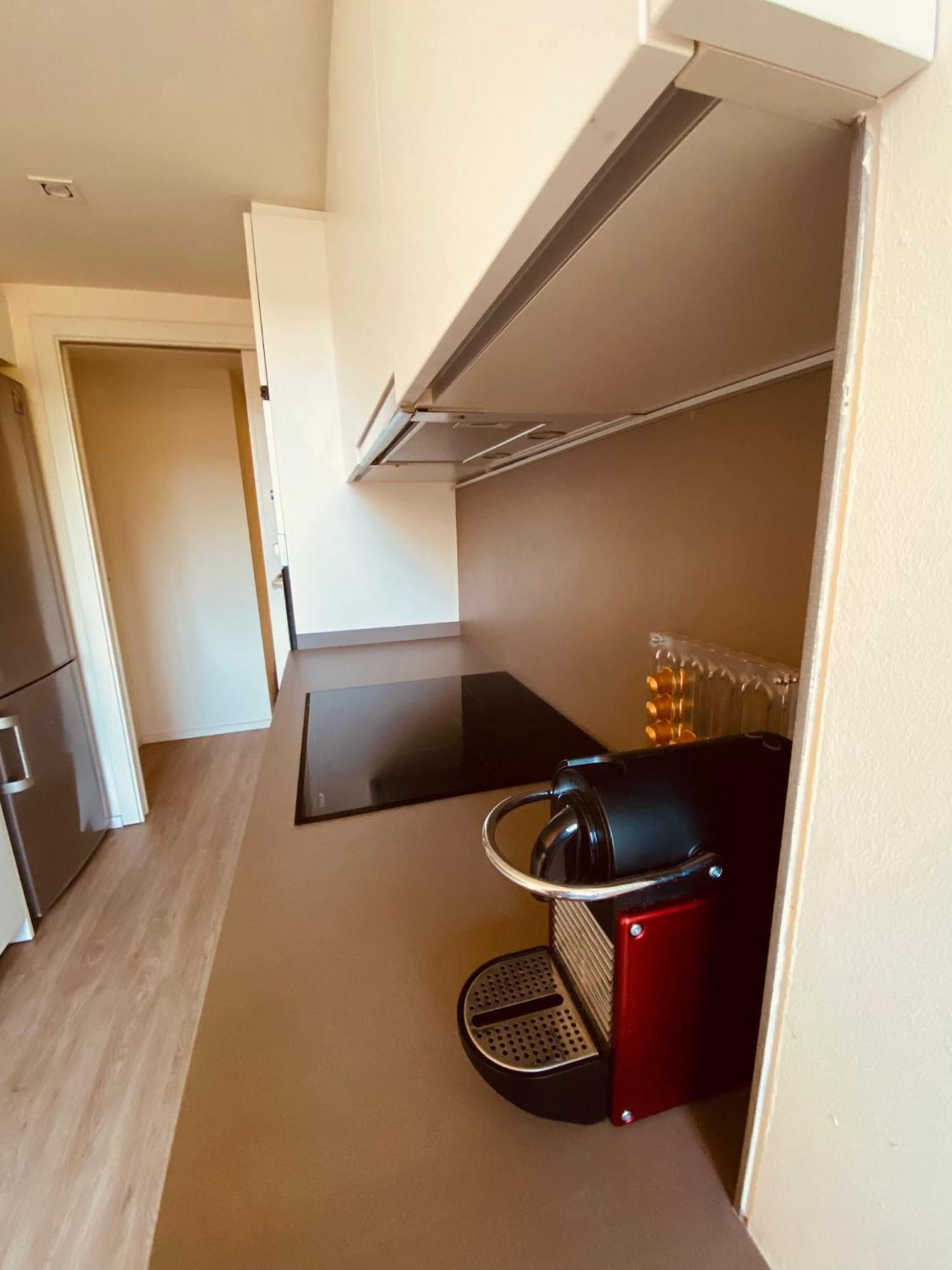 Bright & Fully Equipped 2br Apartment, 3 Min From Beach, Surrounded By Parks Appartement *