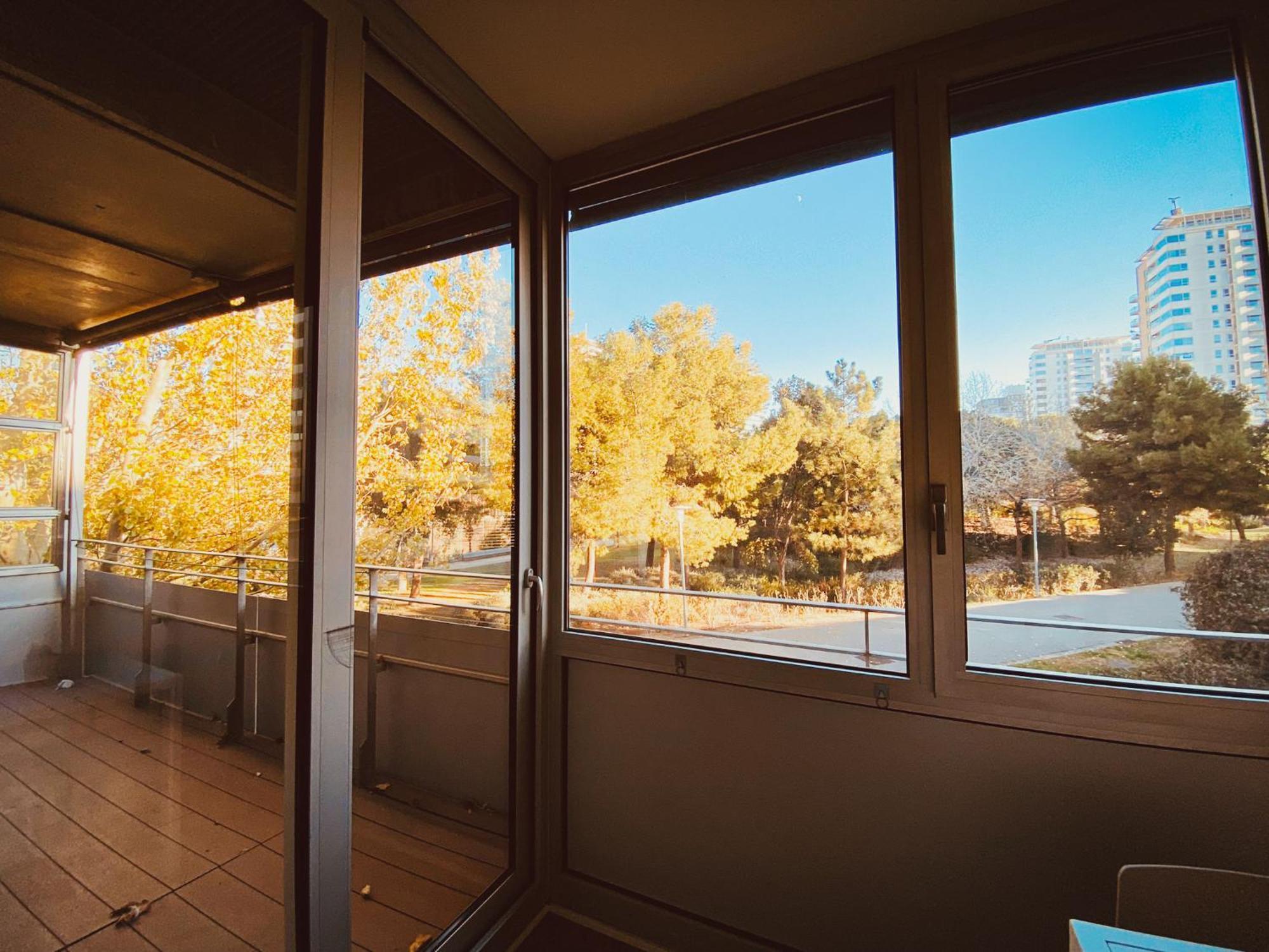 Bright & Fully Equipped 2br Apartment, 3 Min From Beach, Surrounded By Parks